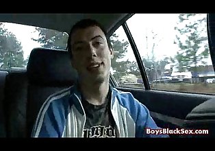Seksi Beyaz Gay dostum fucked tarafından siyah Kas adam 04